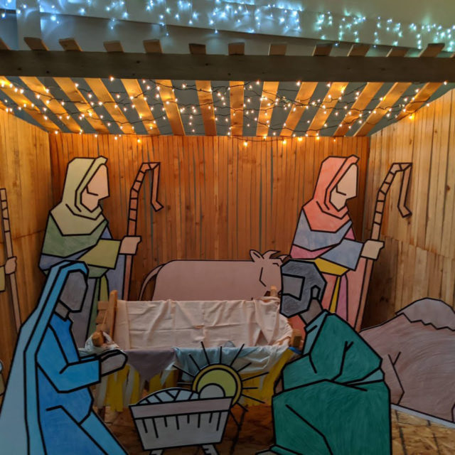 Illustrated Nativity Figures: Get Creative with Life-Size Nativity Figures